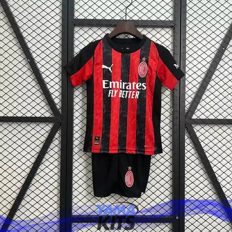 Maillot Ac Milan enfant domicile 2025/2026 YamaKits Foot