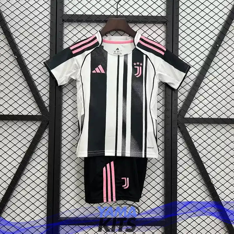 Maillot Juventus enfant domicile 2025/2026 YamaKits Foot